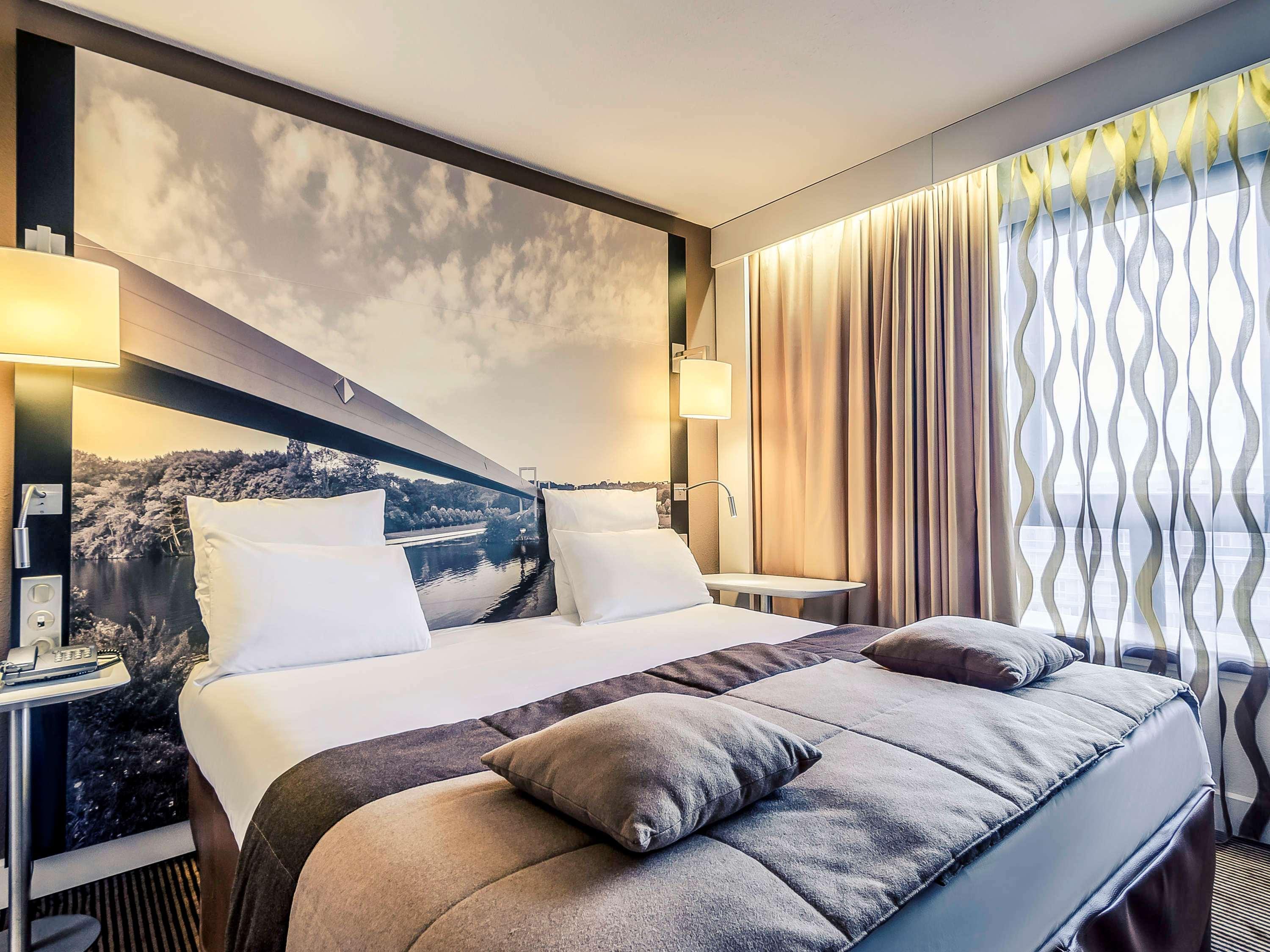 Mercure Cergy Pontoise Centre Esterno foto