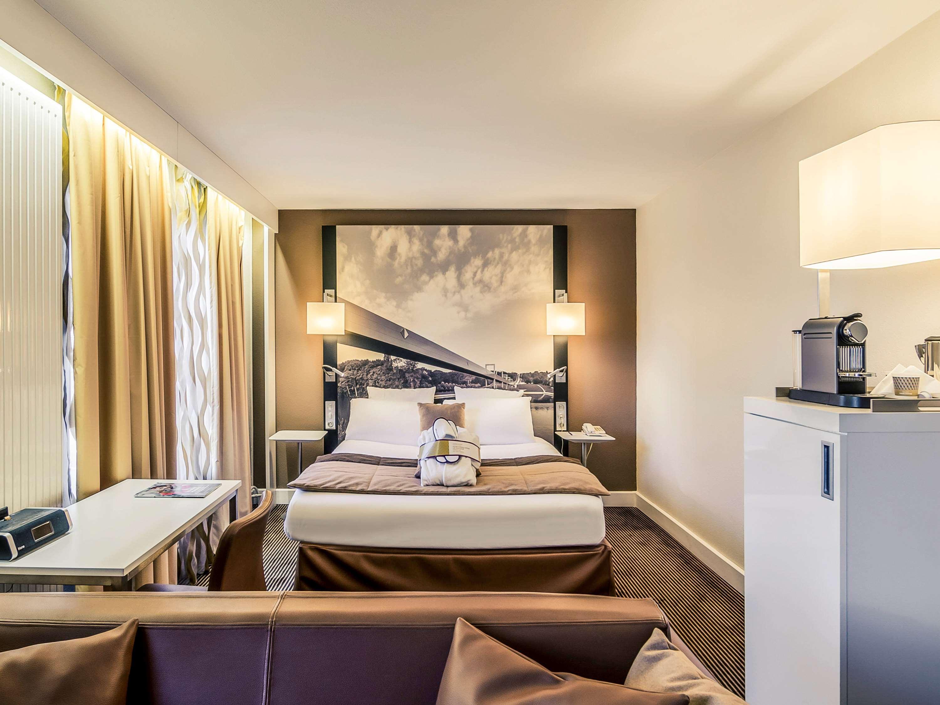 Mercure Cergy Pontoise Centre Esterno foto