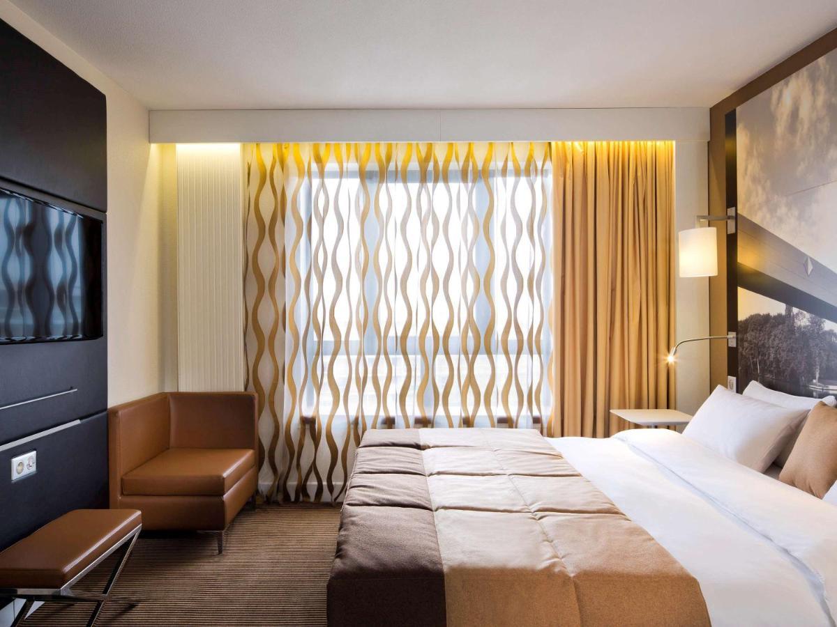 Mercure Cergy Pontoise Centre Esterno foto