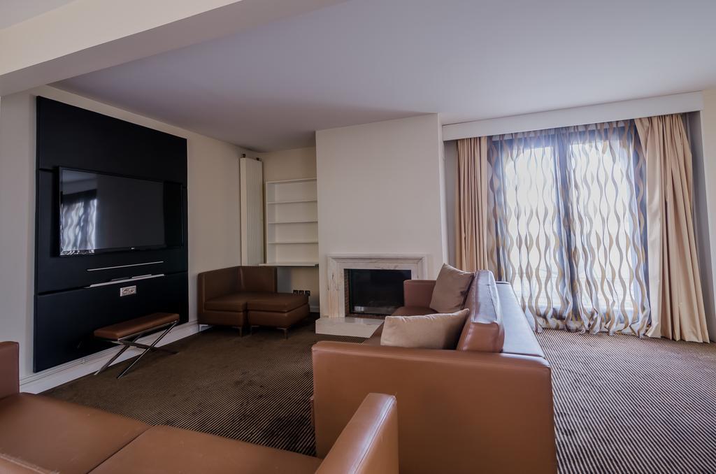 Mercure Cergy Pontoise Centre Esterno foto