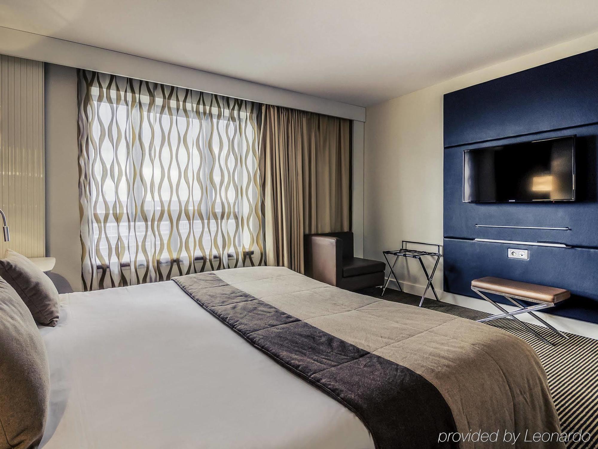 Mercure Cergy Pontoise Centre Esterno foto